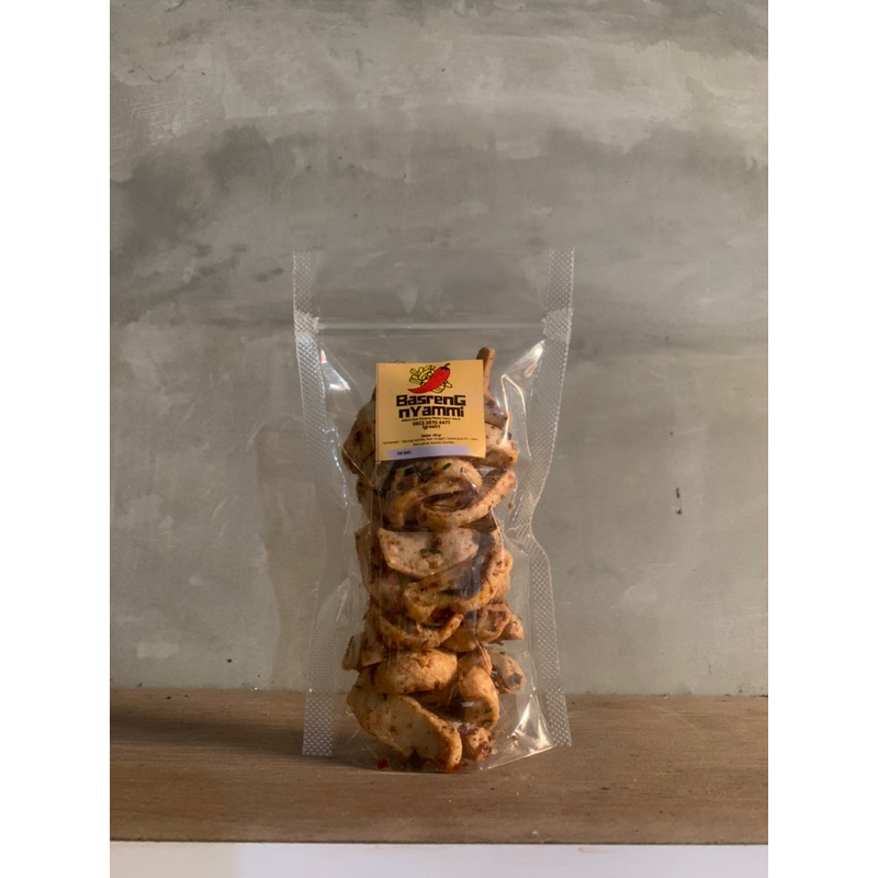 

Basreng Nyammi Baso Ikan pedas daun jeruk 60gr ecer