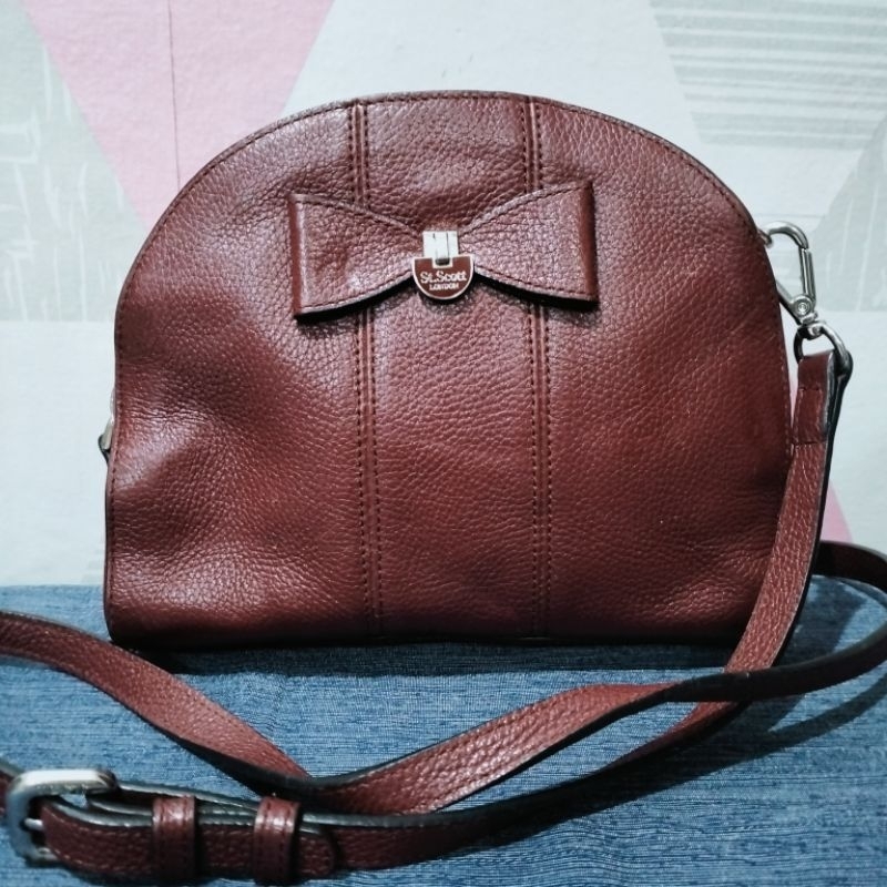 St. Scott London Sling bag