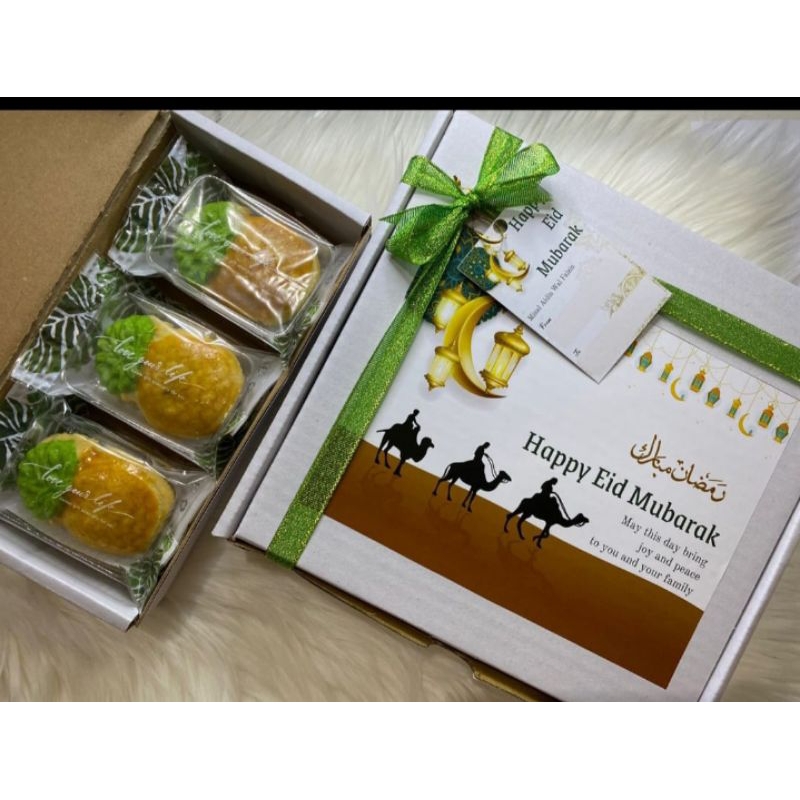 Hampers Lebaran Nastar Taiwan Premium Pineapple Cake isi 12 pcs. Nastar Premium berbentuk Nanas