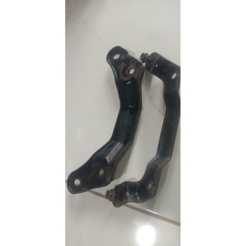 braket bracket jok jog Yamaha yt115 yt 115 trail dudukan sadel pangkon sadle kedudukan stay seat Ori