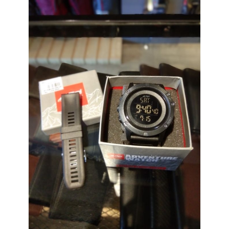 JAM TANGAN DIGITAL PRIA REI MAKALU