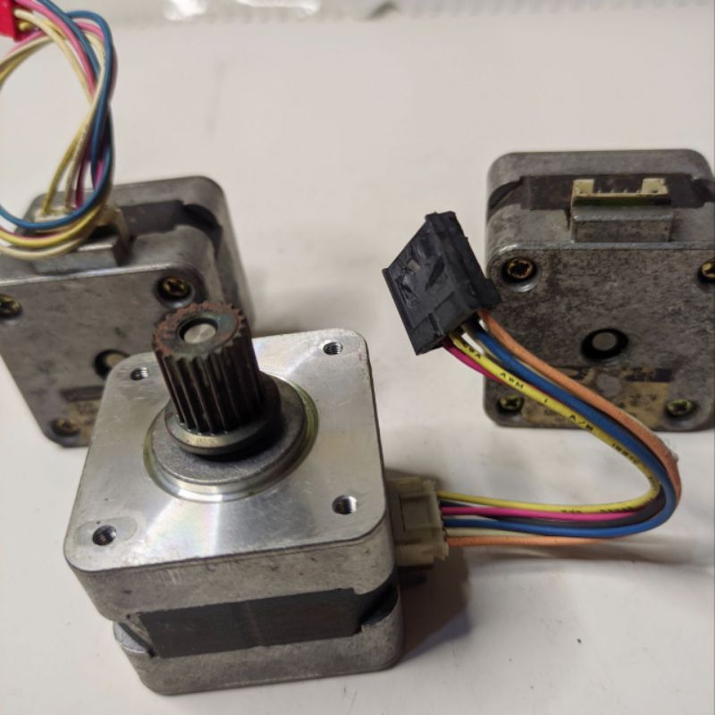 Stepper Nema 17 17pm-k031-p4v bipolar 6wire