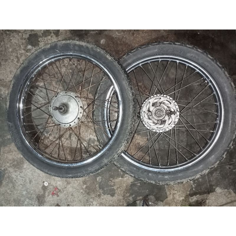 VELG SUZUKI A100 Velg Suzuki A100 velg a100 lengkap dengan ban tinggal pasang