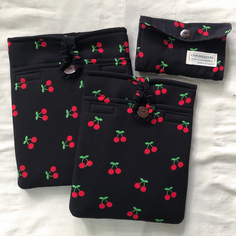 

[By Cloudsleeves] BOOKSLEEVE DARK CHERRY