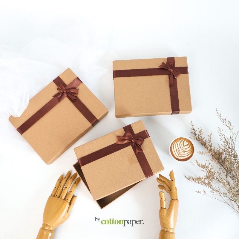 

Size Medium 3 Pcs / Kotak Kado Klasik / Kotak Kado Coklat / Hardbox