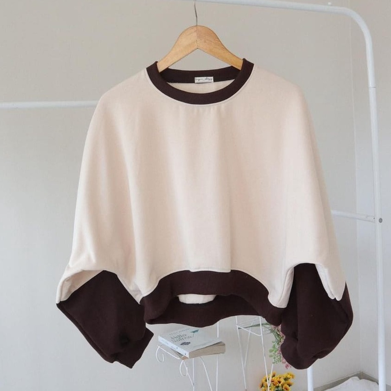 ZOEY CROOPE SWEATER OVERSIZE - SWEATER CROOPE WANITA