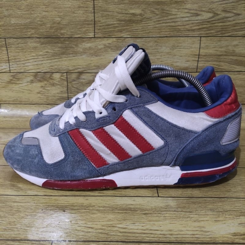 sepatu Adidas ZX 700 second 43