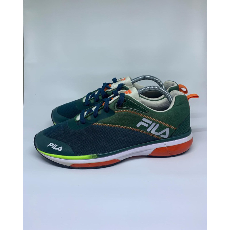 Sepatu Fila