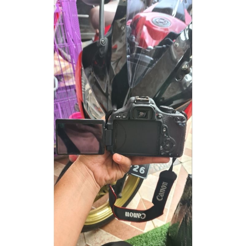 jual Camera Canon 600d plus lensa tele 300ml