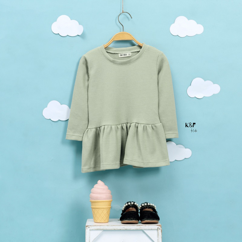 Blouse anak perempuan matcha bahan waffle uniqlo by K&F kids size 1-12tahun