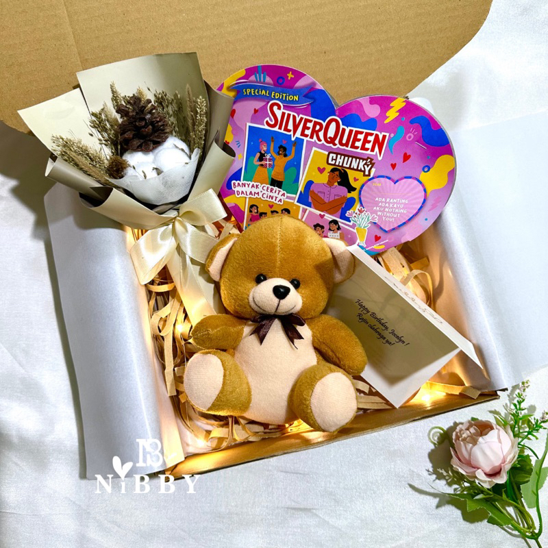 BIGLOVE HAMPERS Kado Ulang Tahun Valentine Sidang Wisuda Graduation Birthday Hadiah Pacar Cewek Gift Cokelat Silverqueen Love Boneka Buket Bunga Kering LED