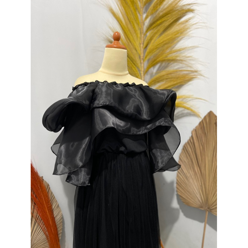 RUFFLE SABRINA MAKEUP / Aksesoris Bahu ruffle Organza Kombinasian dress pesta / ruffle sabrina for maternity shoot / Organza ruffle Foto Hamil dan prewedding
