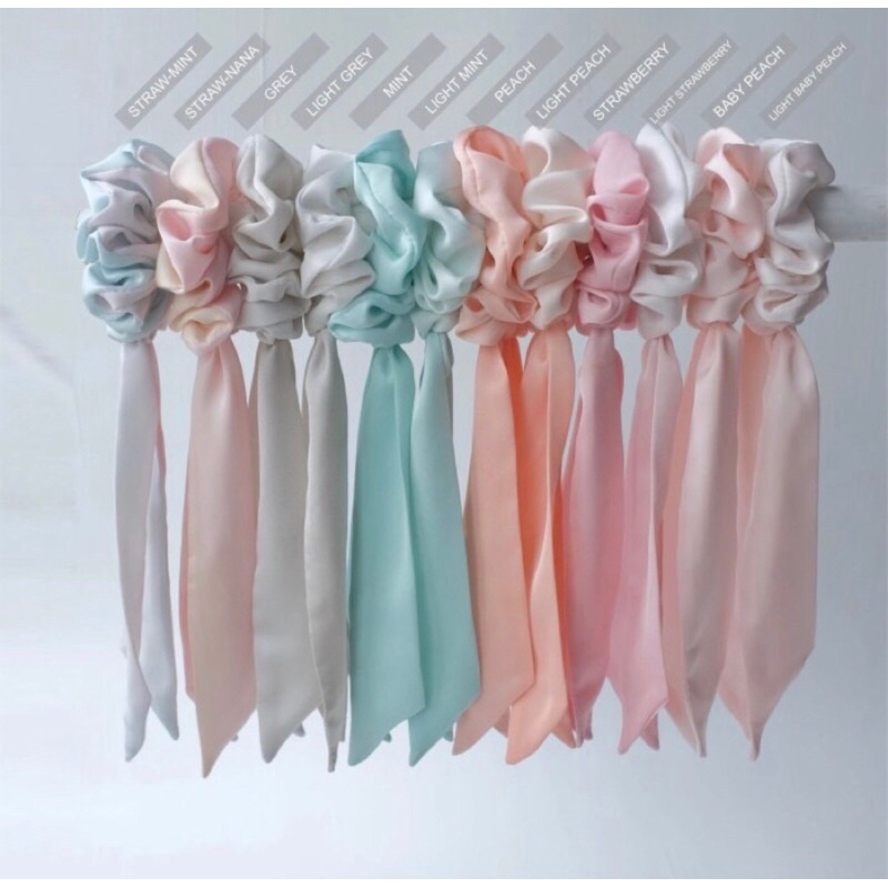 Handmadepita x Mmehuillet Scrunchie Light Strawberry READY STOCK