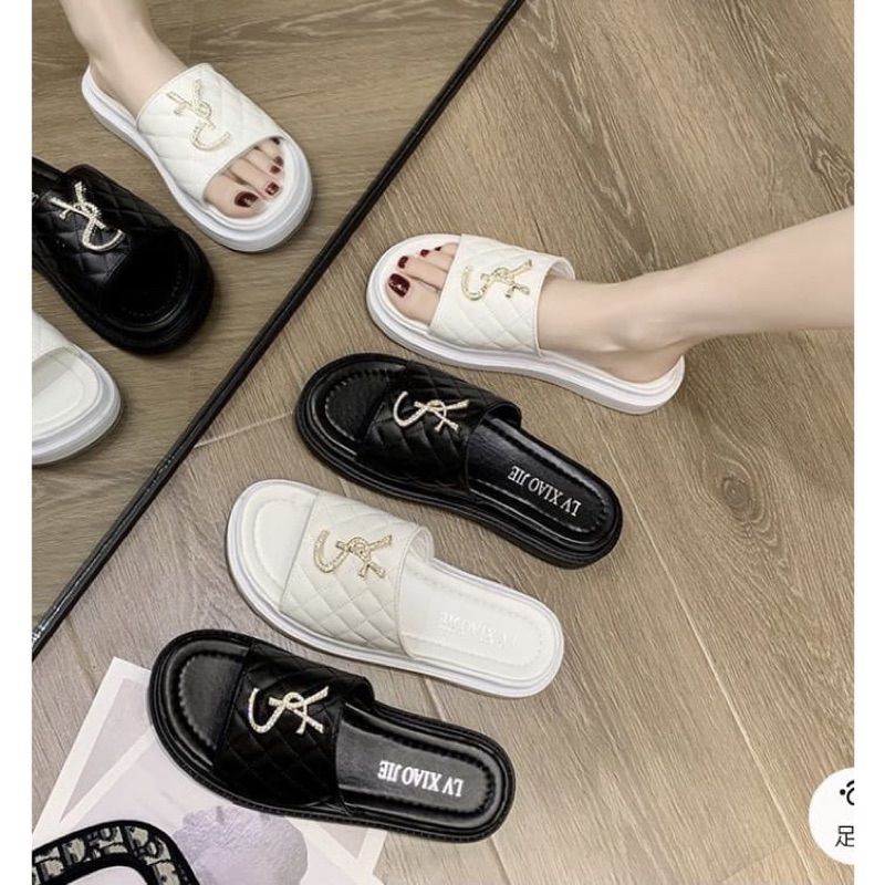 DM 21 SANDAL WANITA TRENDY