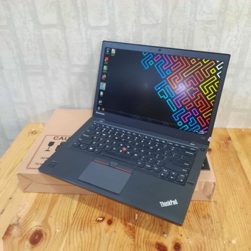 Laptop Lenovo Thinkpad T450S Cor i5-5200U Ram 4GB SSD 256GB/SSD 128 Windows 10