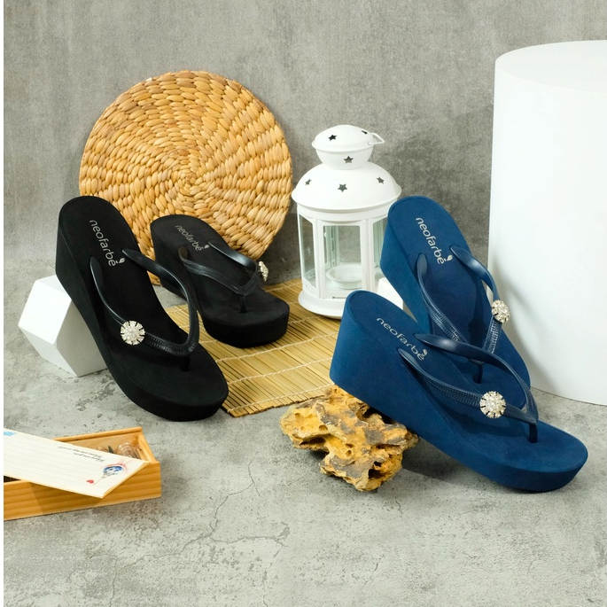 NEOFARBE 250-20 Wedges Sandals SPON