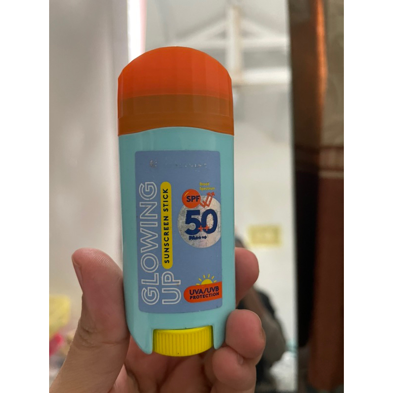 Somethinc Sunscreen stick preloved
