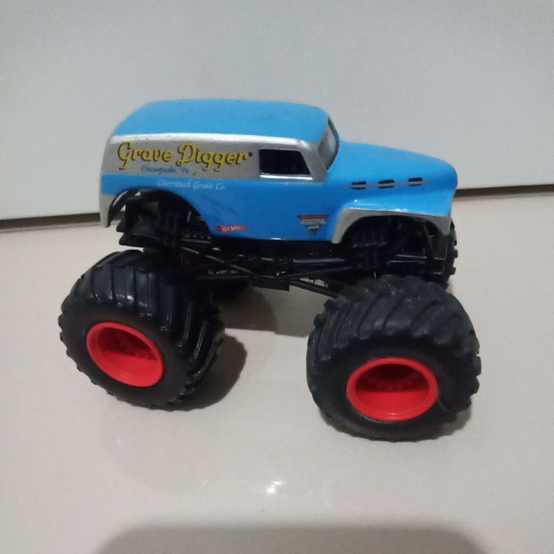 grave digger monster jam hotwheels loose