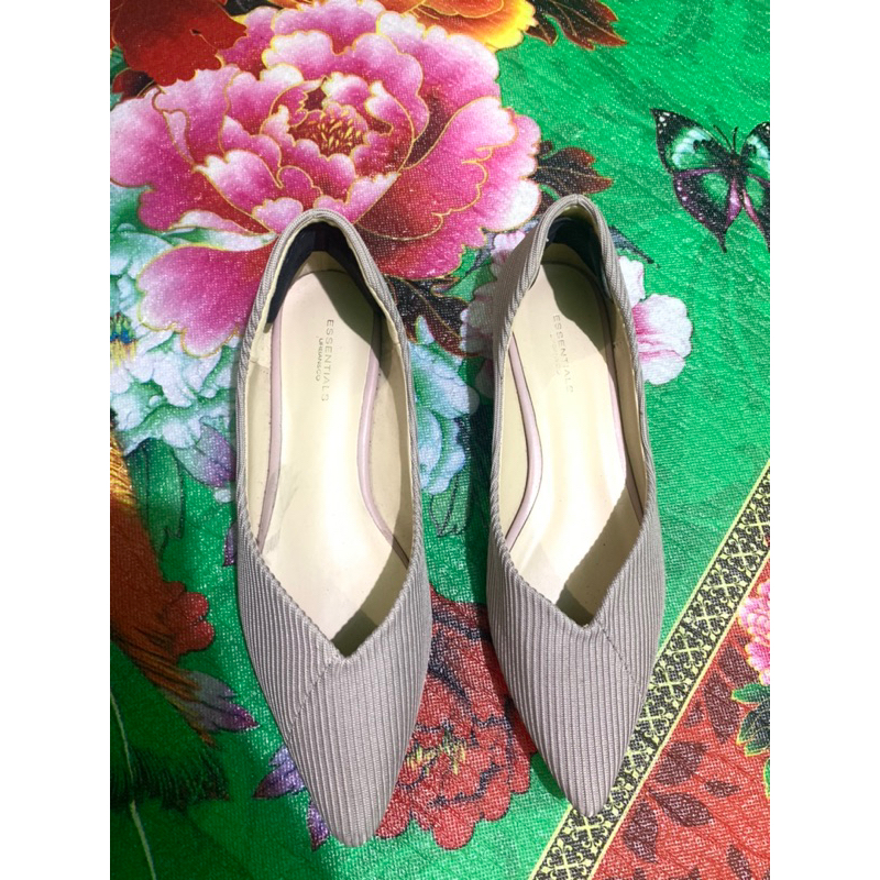 Sepatu Urban & Co