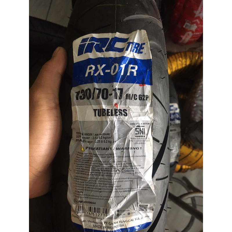 BAN LUAR IRC RX-01R 130/70-17 TL