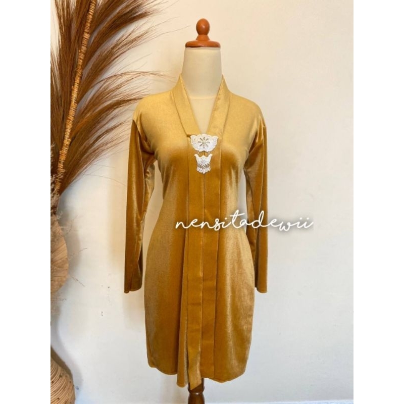 Kebaya Kartini (Leher V), Body Panjang - Warna Gold