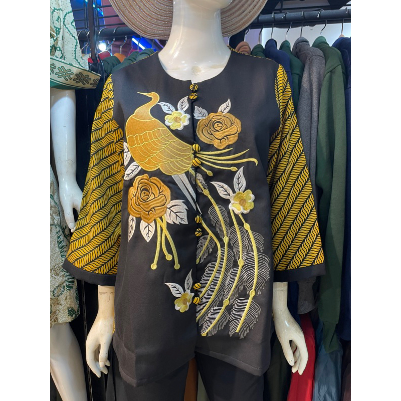 Batik Bordir - trikot - Motif merak