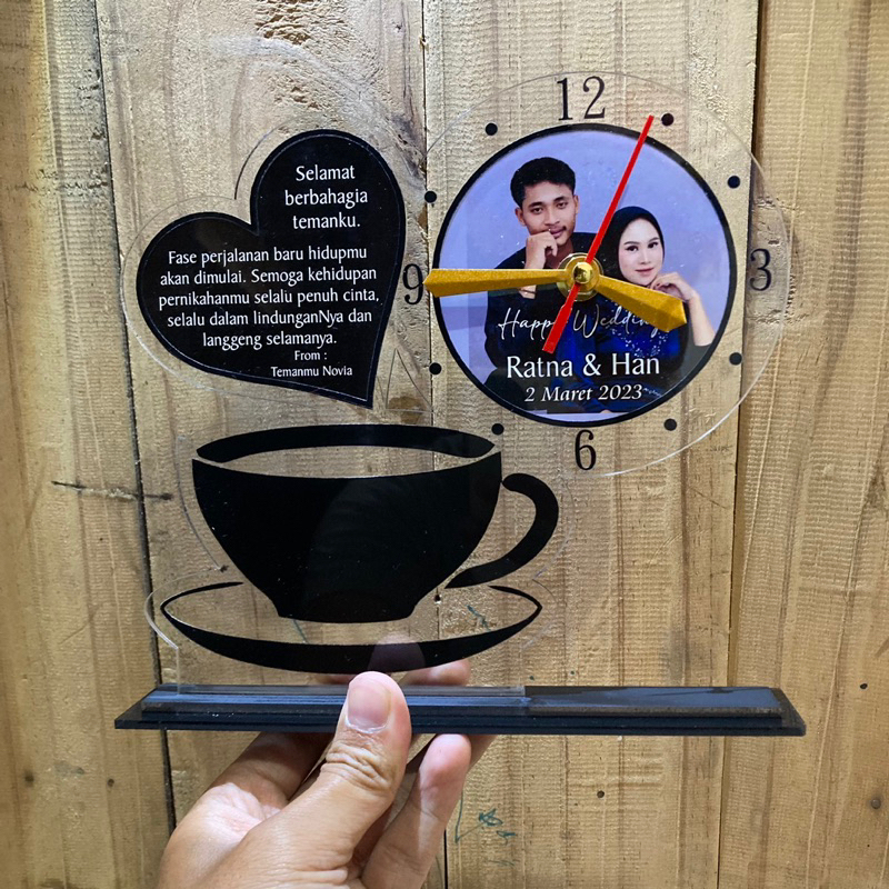 

Kado Pernikahan Untuk Teman Nongkrong Desain Kopi Bonus Box Kado dan Pita