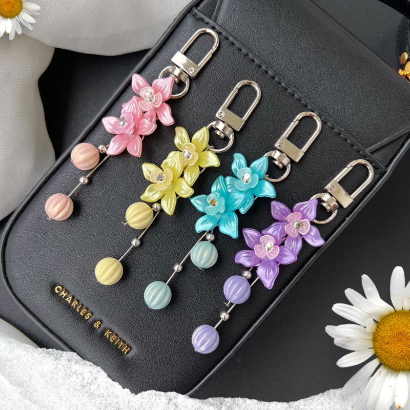 Decor Bag Charm Gantungan Kunci Mutiara Aesthetic | Gantungan Kunci | Gantungan tas | Aksesoris Tas |