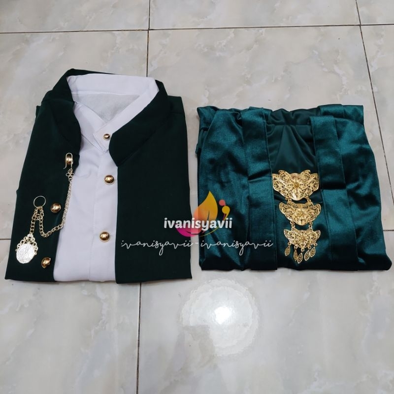 Baju Prewedding / Baju Couple Adat Jawa - Hewes Hijau (FREE BENGGOL BESKAP)