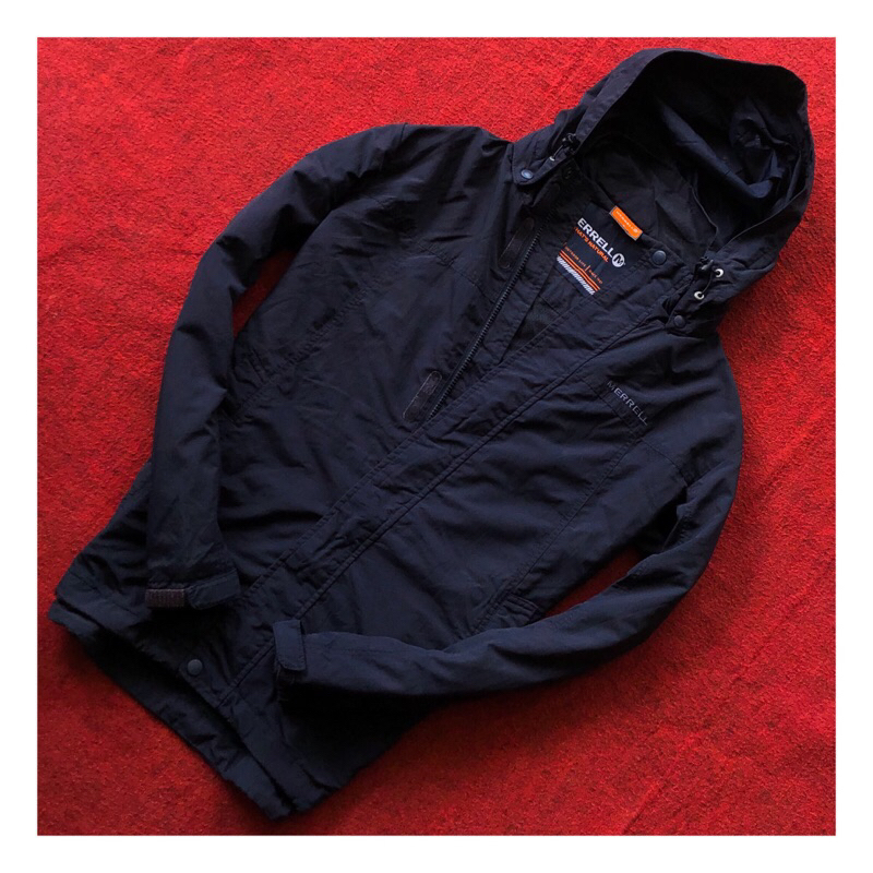 jaket merrell