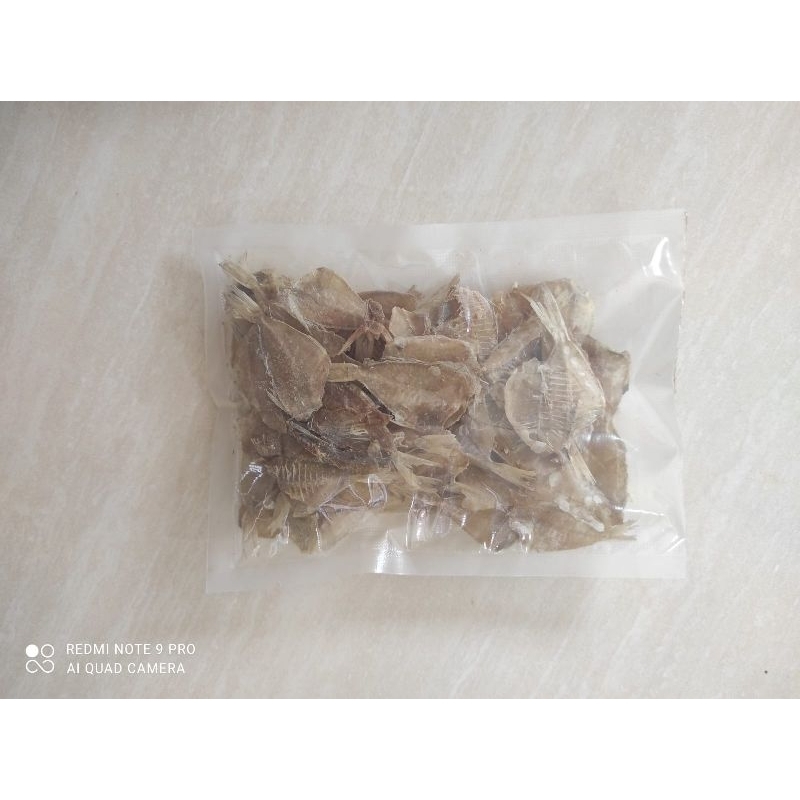 

IKan kapas kapas kering