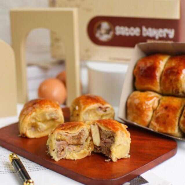 

SATOEBAKERY BOLEN KEJU
