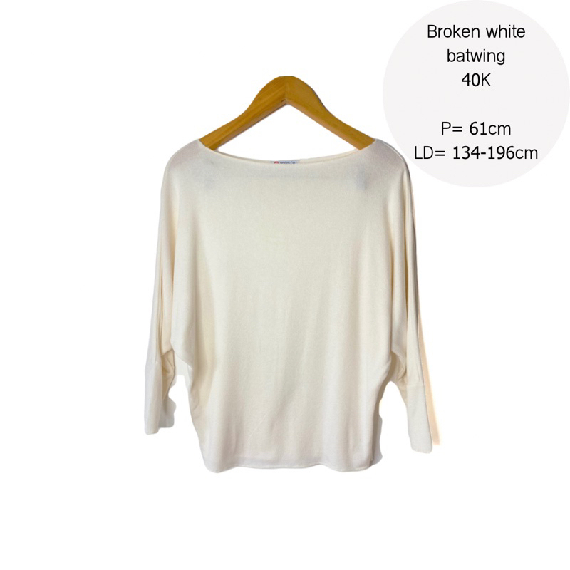 baju wanita lembut putih off white broken white batwing second bekas preloved