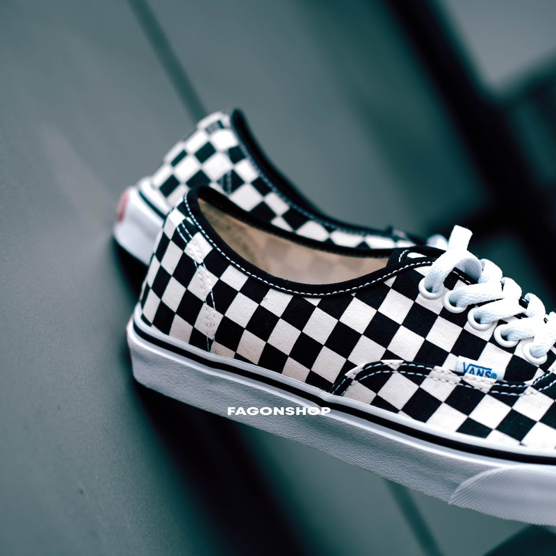 V4NS AUTHENTIC CHECKERBOARD GOLDEN COAST CLASSIC ORIGINAL 100%