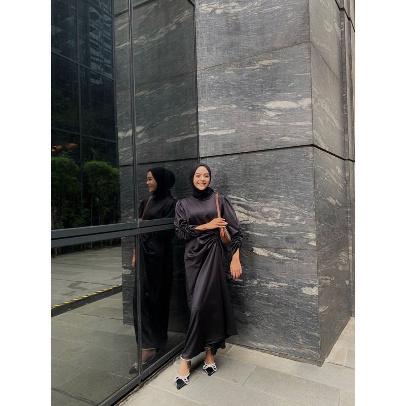 ALEXA DRESS | SILK DRESS | READY STOCK