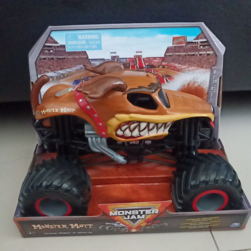 monster mutt monster jam skala 24