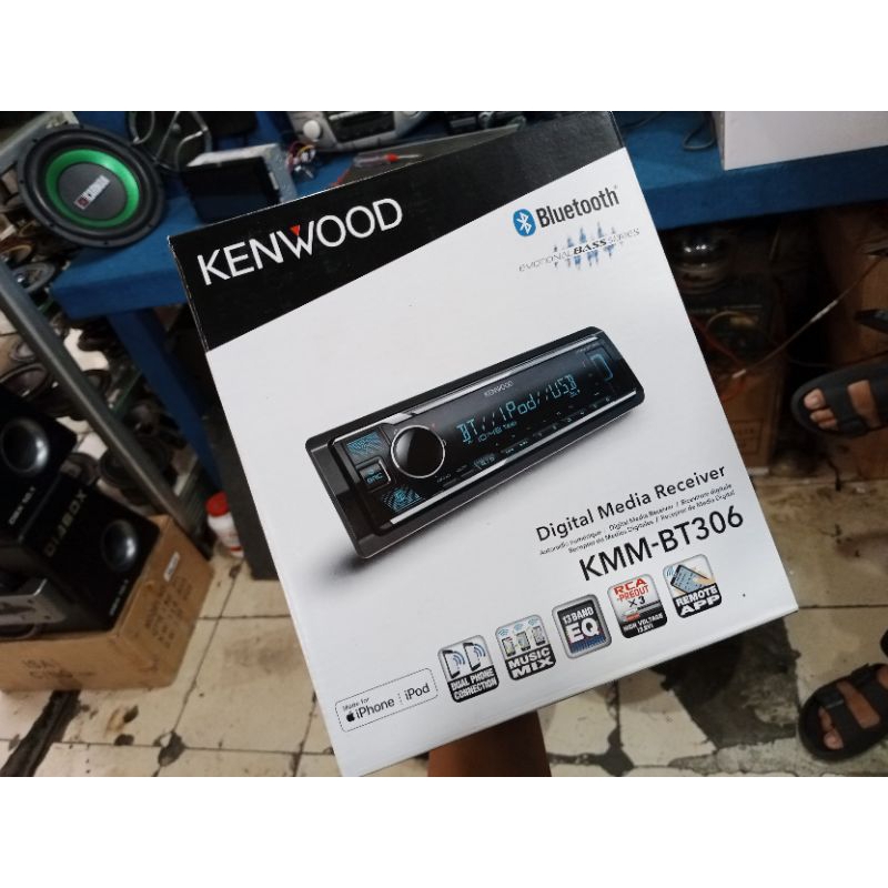 head unit single din Kenwood kmm-bt306