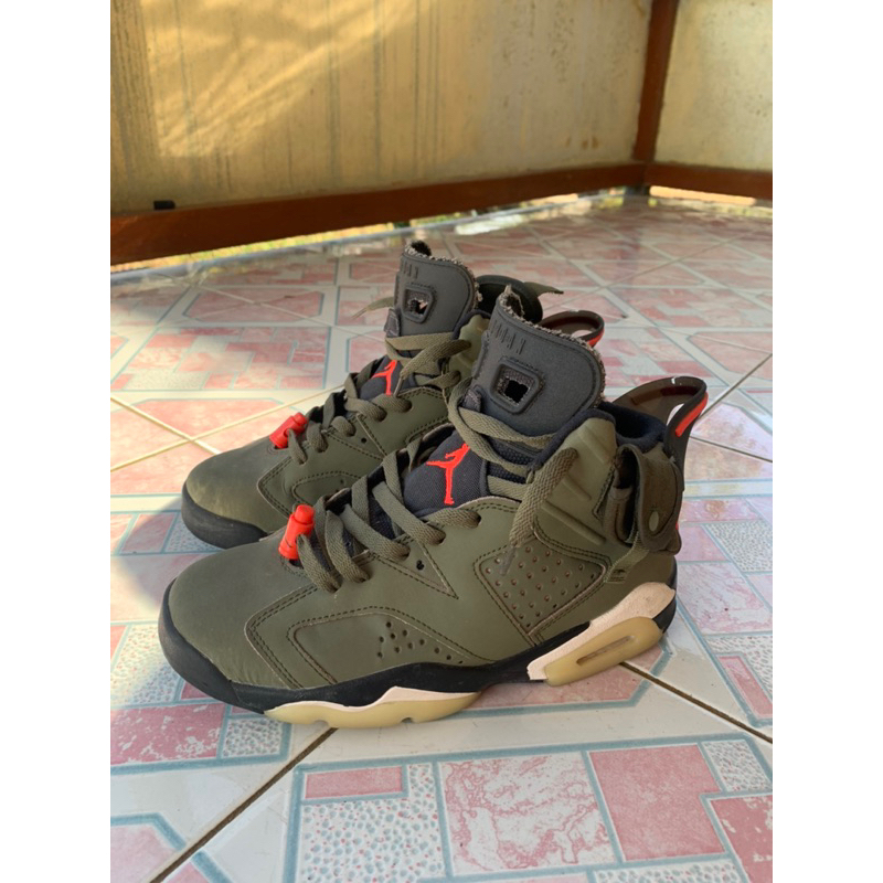 nike air jordan retro 6 x travis scott (25cm)