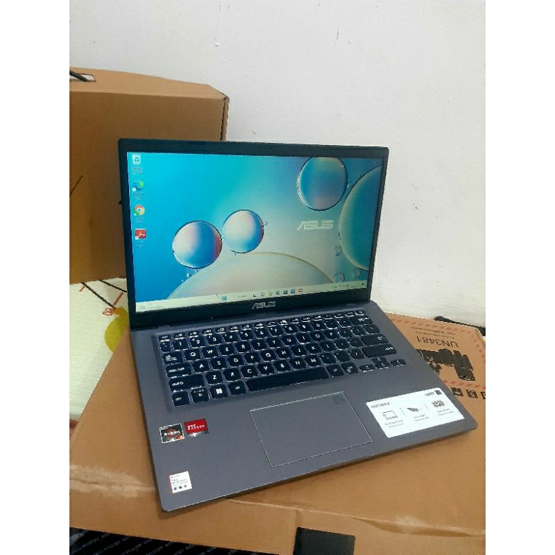 Laptop Asus Vivobook M415DAO Ryzen 3 8/512 Garansi Resmi sampai November 2024 Seperti Baru