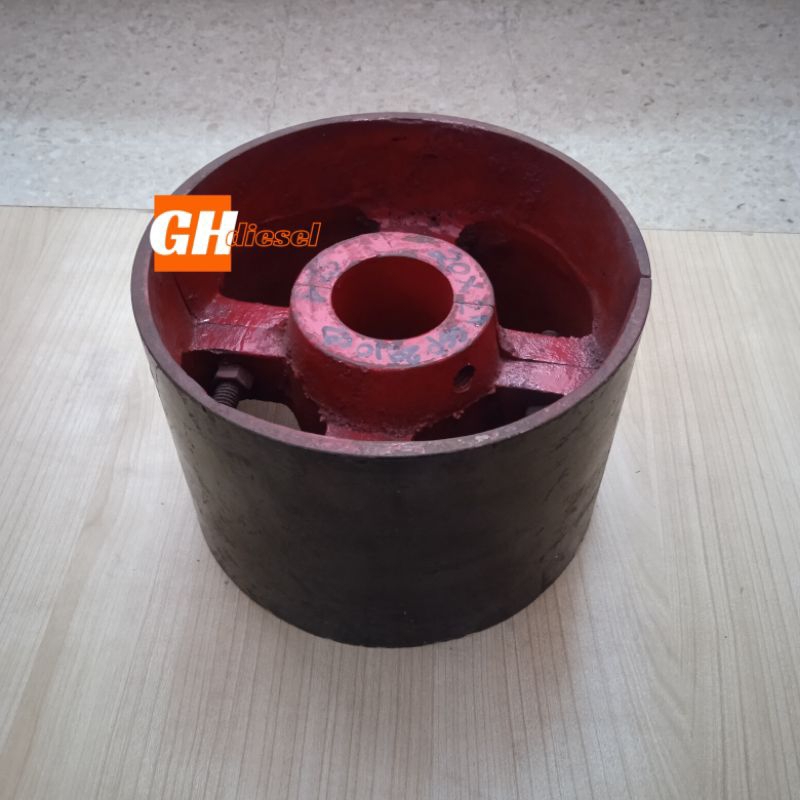 PULLEY PULLY PULI BELAH 20 cm atau 8 inch DIAMETER AS DALAM 50 mili atau 2 inch dim