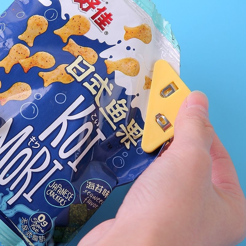 

[2Pcs] Paper klip segitiga / Penjepit kertas dan snack serbaguna