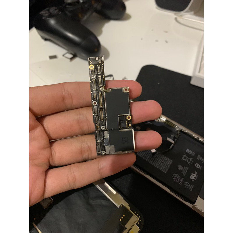 mesin iphone xs 256gb / motherboard iphone xs lock icloud