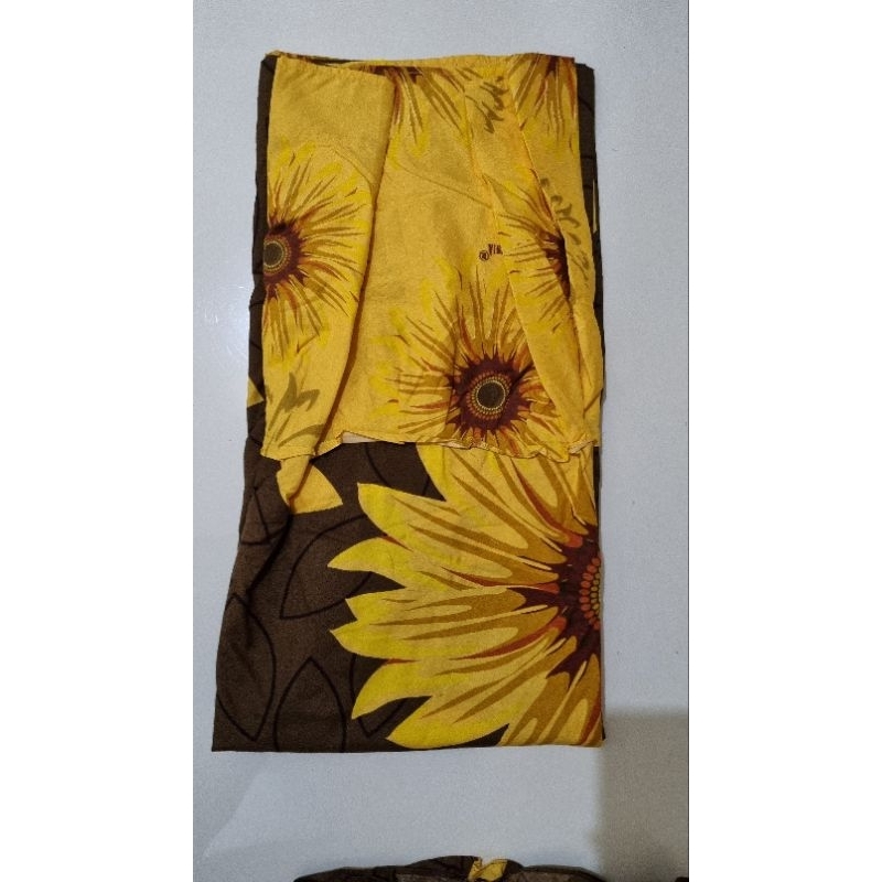 preloved sprei dan bedcover california sunflower rumbai