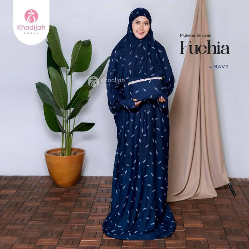Mukena Terusan Fuchia Semi Jumbo KhadijahLabel Khadijah Label