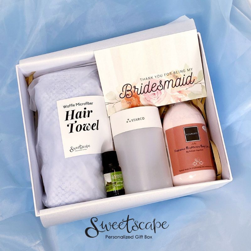 

Gift Box Package 410-Paket Hampers 410 - Bridesmaids Gift Set