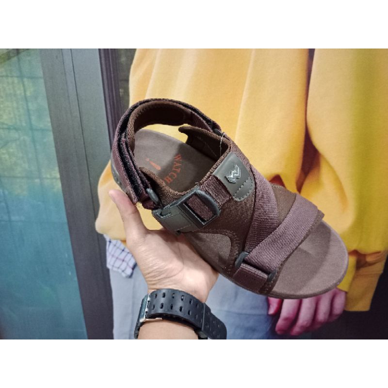 SANDAL GUNUNG WATCHOUT PRIA DEWASA WY3003109