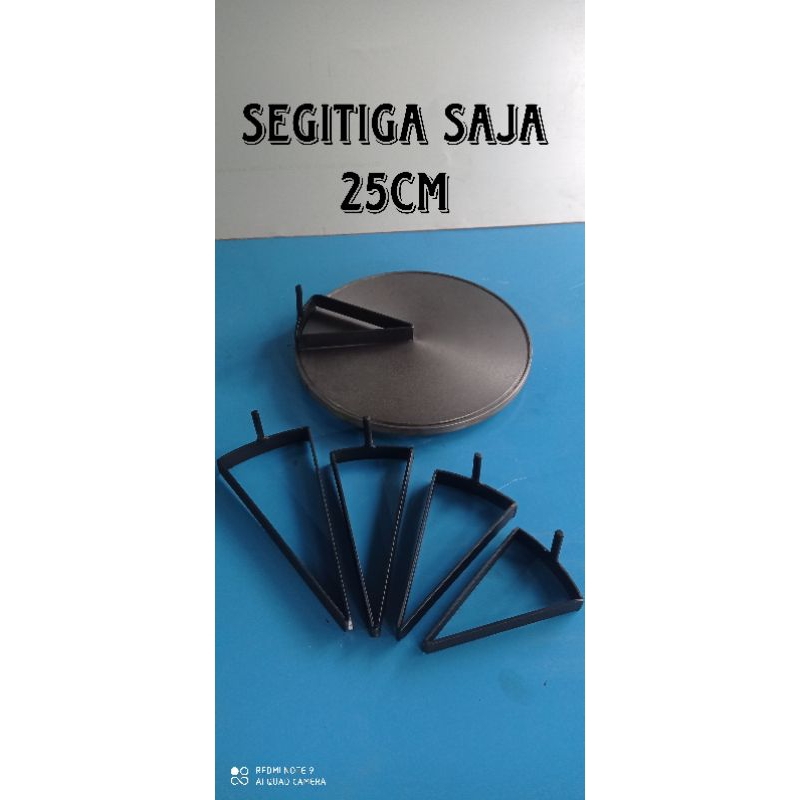 Segitiga perata loyang Crepes 25cm