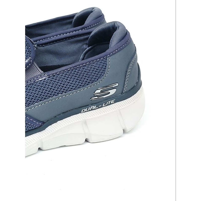 Skechers Pria Slip On Equalizer 3.0 Sumnin Sepatu Pria Slip On Casual Sneakers Hitam Polos