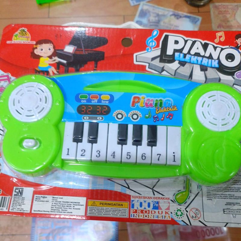 Mainan Piano elektrik kecil