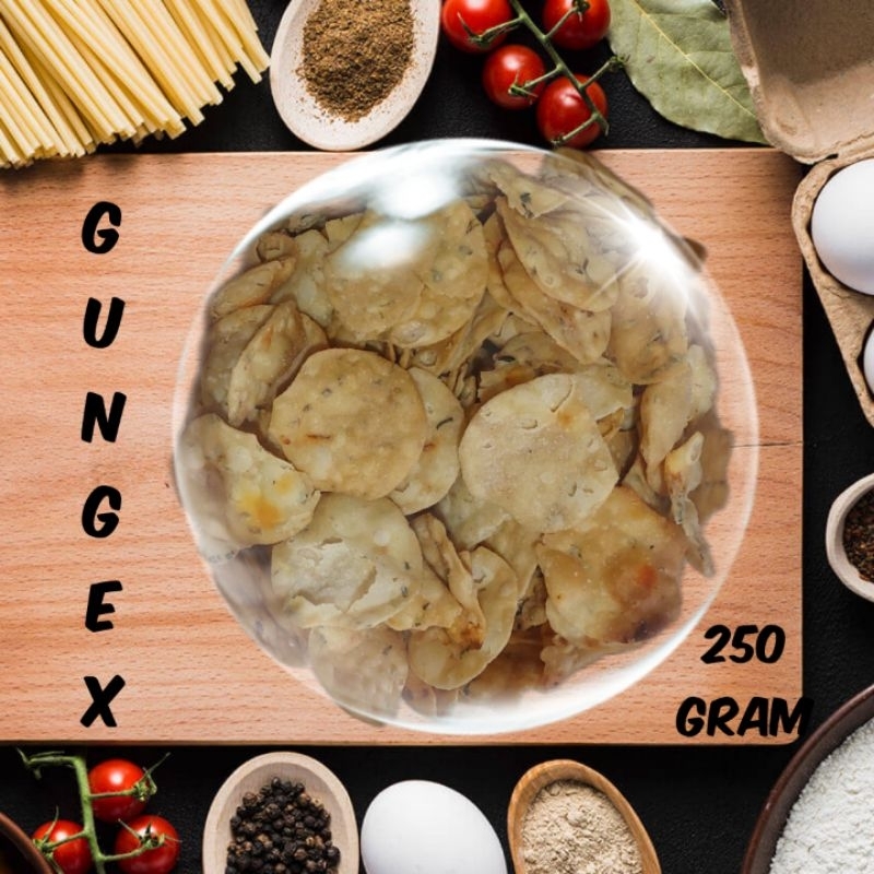 

Keripik Gungek terigu cengek 250 gram, Pangsit pedas bulat